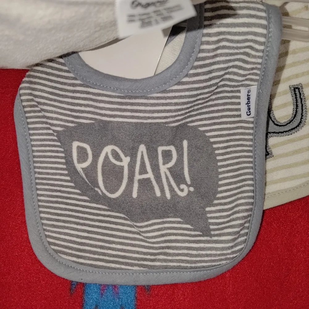 Gerber Baby Boy 3-Pack Organic Cotton Safari Bibs New